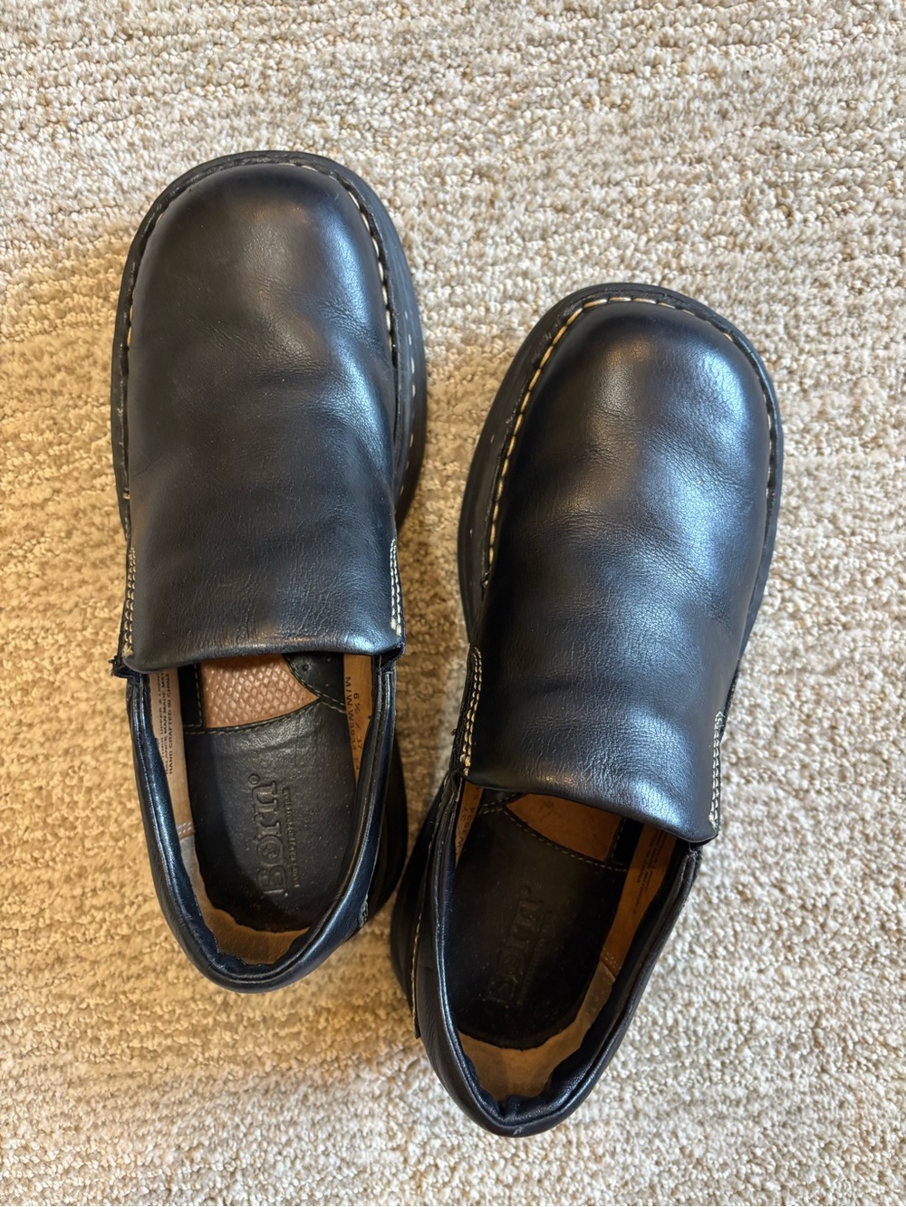 Born Women’s Black Leather Slip-On Flats size 6.5 lug sole unworn